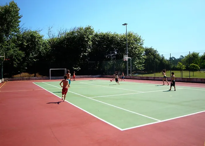 Campeggio Parque De Campismo Orbitur Rio Alto 4*